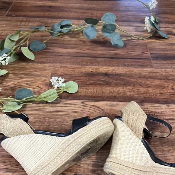 Wedge black sandals - Picture 4 of 4